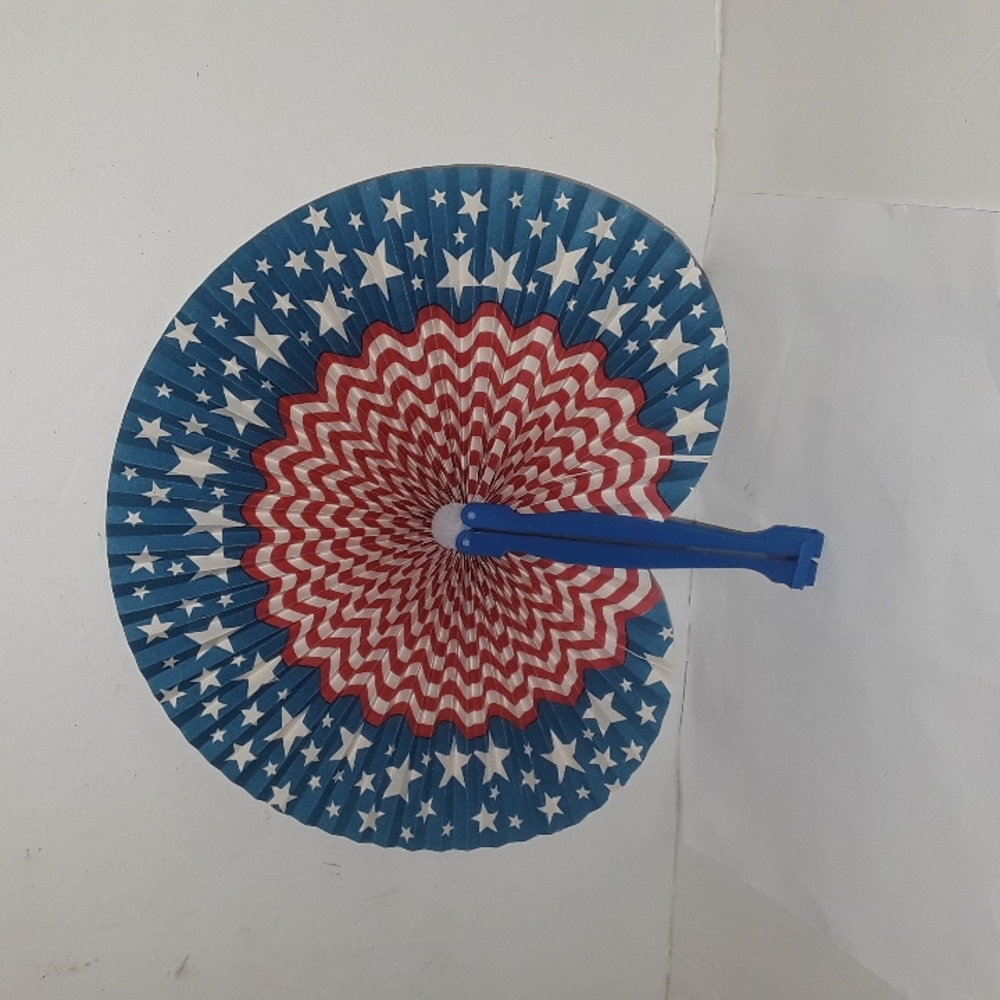 RARE VINTAGE CASTAWAYS HOTEL CASINO LAS VEGAS AMERICAN FLAG HAND FOLDING FAN